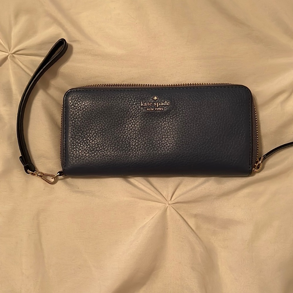 Kate spade zip wallet